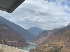 -丽江市人民医院