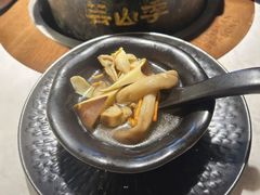 -芸山季·云南山珍菌火锅(人民广场来福士店)