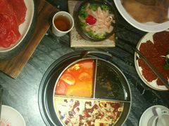 -热火朝天鲜切牛肉火锅(南强街巷店)