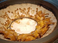 -头上红煨盐鸡·非遗院子餐厅
