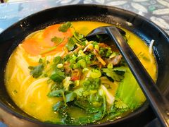 -桥香园云南过桥米线(金马碧鸡店)