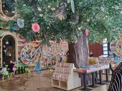 -钟书阁(松江泰晤士小镇店)