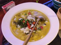 -川流不息·地道川菜·小龙虾(新松江路店)