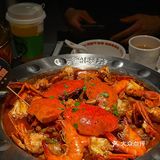 火遍深圳的老船长肉蟹煲，登陆大连啦～