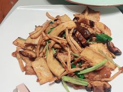 -泓历皇朝酒店(东亭店)