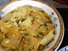 -黄桷树曹家私房菜(江与城店)