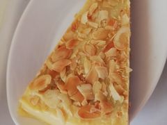 扁桃仁焦糖巧克力蛋糕-宜家·瑞典风味餐厅(烟台路店)