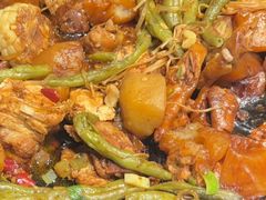 -小媳妇铁锅炖(安华街店)