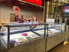 面包甜点陈列柜-哈根达斯(泉州万达店)