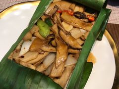包烤丛林蘑菇-雀舞云南菜(乐客城店)