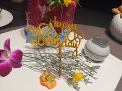 -左庭右院鲜牛肉火锅黑金店(陆家嘴中心店)