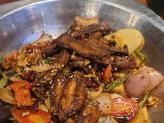 -休记光头香辣蟹干锅(绵竹店)