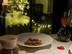 -弦月窗LUNETTE BY AMANDA(复兴路店)