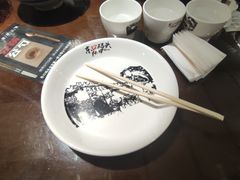 -东口码头·烧鸽子·鱼头泡饼·地方菜(金鹰悦城店)