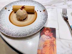 茶韵甜品－妈妈的吻-théATRE 茶聚场(王府中環店)
