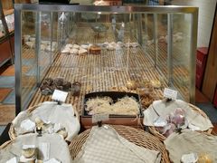面包甜点陈列柜-苹果花园(龙漕路店)
