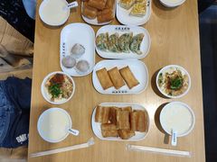 -冰泉豆浆馆(阳朔店)
