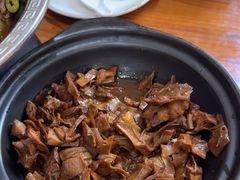 -李东农庄(中南百草园地标店)