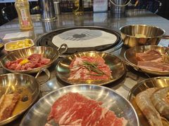 -哈哈碳都·牛肋条无限自助烤肉(台江万达店)
