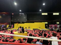 -嘿哟动霸CHUA·新潮玩运动娱乐中心·蹦床滑冰团建乐园