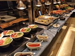 -亚龙湾希尔顿自助餐厅·海鲜·烧烤·沙滩BBQ·现场乐队