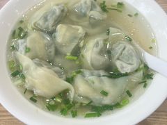 -珊珊小笼馆(仙霞路店)