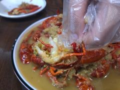 -虾弄弄海派小龙虾·牛羊蝎子火锅