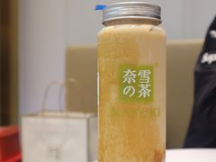 -奈雪的茶(湖滨银泰in77C区PRO店)