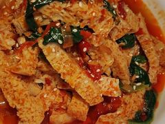 -巴特餐饮6加1音乐餐吧·新疆菜