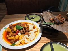 -塔哈尔·新疆盛宴(城西银泰店)