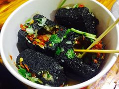 -黑色经典臭豆腐·湖南特产(太平街口店)