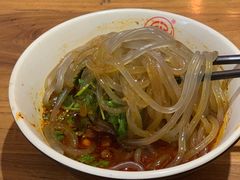 -万记麻辣烫国展总店