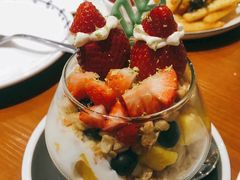 招牌优格杯-BE BRIGHT KITCHEN(正佳广场店)