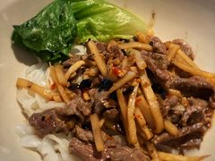 牛肉老友干拌粉-漆黑觉米粉(三里屯店)