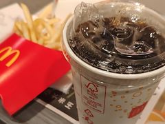 -麦当劳(杨林得来速店)