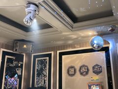 -依呀呀ktv烧烤小串(中山西路店)