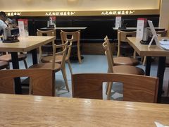 大堂-桂在香知桂林米粉(红博中央公园店)