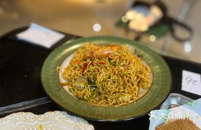 Tom Yum Seafood Noodles