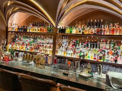 -Mogul Eatery·大亨餐酒馆