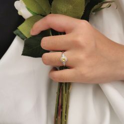 -威德钻石-克拉钻大本营(南京东路店)