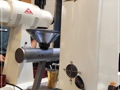 -Be Lived Cafe比例咖啡(摩天轮店)
