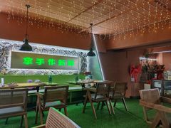 -Dragon Pizza•圆脸龙披萨·牛排餐厅