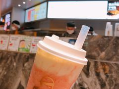 草莓桃子酪酪-LELECHA乐乐茶(新街口大洋店)