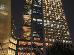 -LuOne凯德晶萃广场(徐家汇路店)
