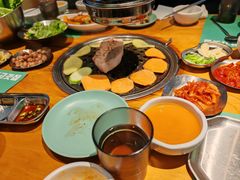 -唯成•韩国炭火烤肉 유성고기