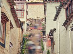 -噶丹松赞林寺