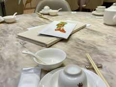 -香港百合居(LCM置汇旭辉广场店)
