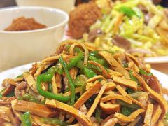 青椒肉丝干子盖浇饭-老头盖浇饭(南京新街口明瓦廊宏光酒店店)