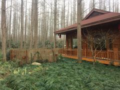 -上海怡沁园度假酒店
