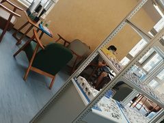 -无奔眼镜·蔡司·依视路授权店(马家堡店)